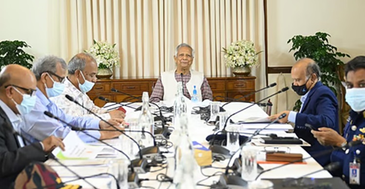 নির্বাচনের আগে লটারির মাধ্যমে ডিসি-এসপি রদবদল চান প্রধান উপদেষ্টা