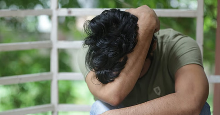 যেসব বদভ্যাসের কারণে একজন ব্যক্তি আজীবন দরিদ্রই থেকে যায়
