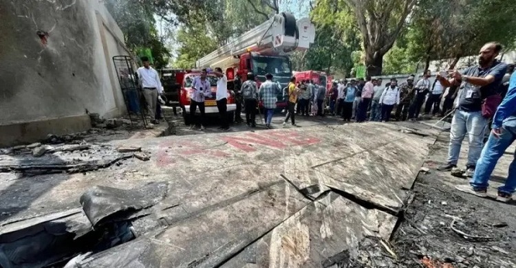নিহতদের পরিবারকে এক কোটি রুপি করে দেবে টাটা গ্রুপ