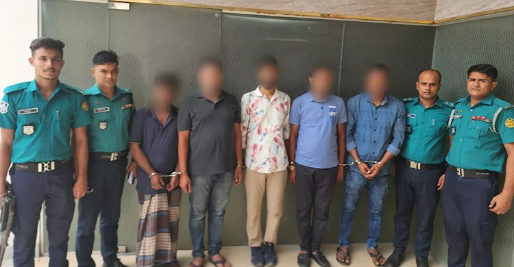 উত্তরায় র্যাব পরিচয়ে নগদের কোটি টাকা ডাকাতির ঘটনায় গ্রেপ্তার ৫