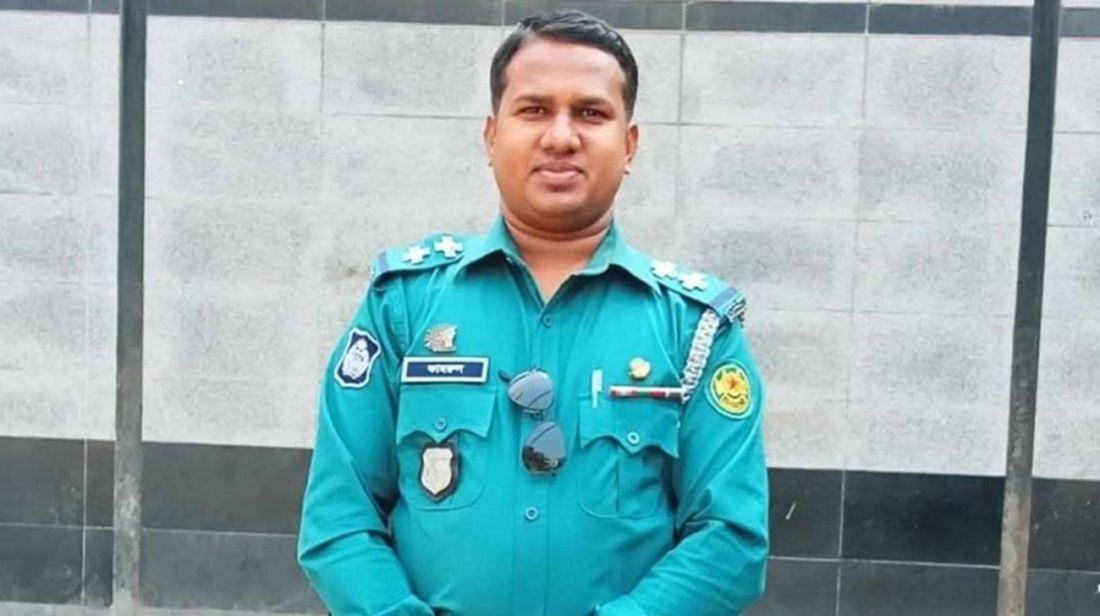 শাহজাহানপুরে বলাকা বাসের ধাক্কায় এসআই নিহত