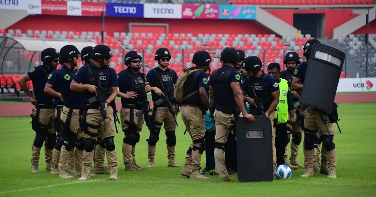 বাংলাদেশ-সিঙ্গাপুর ফুটবল ম্যাচ উপলক্ষে ডিএমপির বিশেষ নিরাপত্তা মহড়া