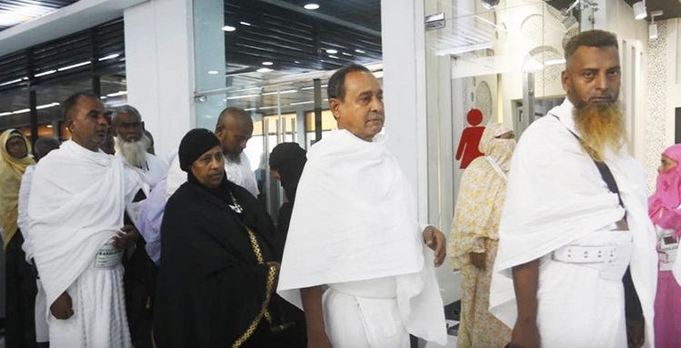 দেশে ফিরেছেন ৩৬ হাজার ৬০১ জন হাজি