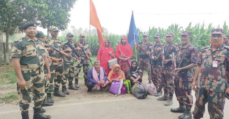 দহগ্রাম সীমান্তে স্বামী-স্ত্রীসহ ৫ জনকে ফিরত দিল বিএসএফ