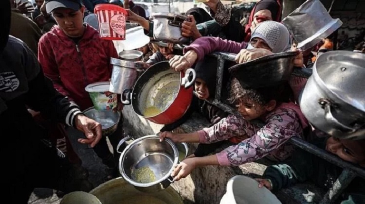 গাজায় ৬ দিন ধরে ত্রাণ ঢুকতে দিচ্ছে না ইসরায়েল