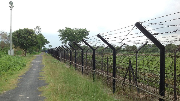 তিনদিন পর বাংলাদেশির মরদেহ ফেরত দিল বিএসএফ