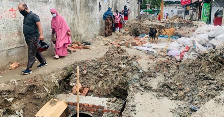 অনুমতি ছাড়া রাস্তা খোঁড়াখুঁড়ি করলে ব্যবস্থা