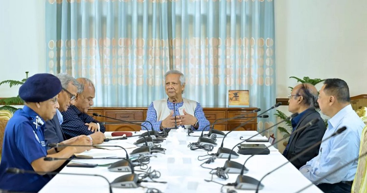 শান্তিপূর্ণ নির্বাচন অনুষ্ঠানের প্রস্তুতির নির্দেশ প্রধান উপদেষ্টার