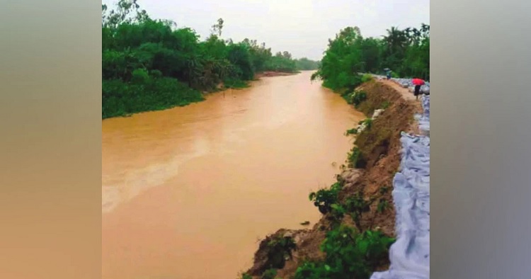পাহাড়ি ঢল ও টানা বৃষ্টিতে নদ-নদীর পানি বাড়ছে, শেরপুরে গ্রীষ্মেই বন্যার আশঙ্কা