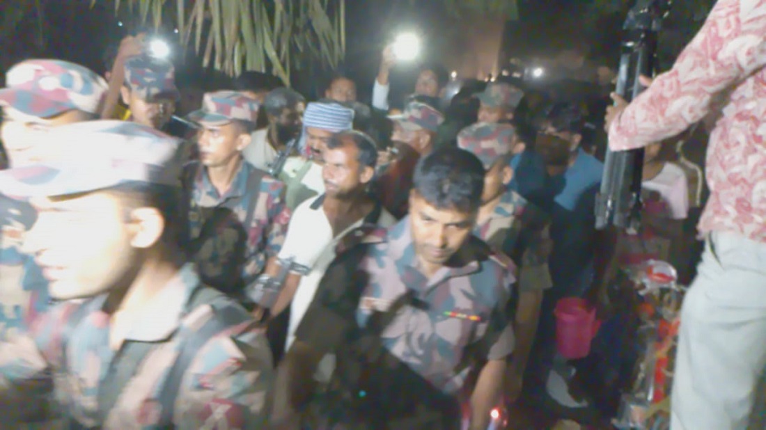 বিএসএফ দুই বাংলাদেশি কৃষককে হস্তান্তরের পর ভারতীয়দের ফেরত দিলো বিজিবি