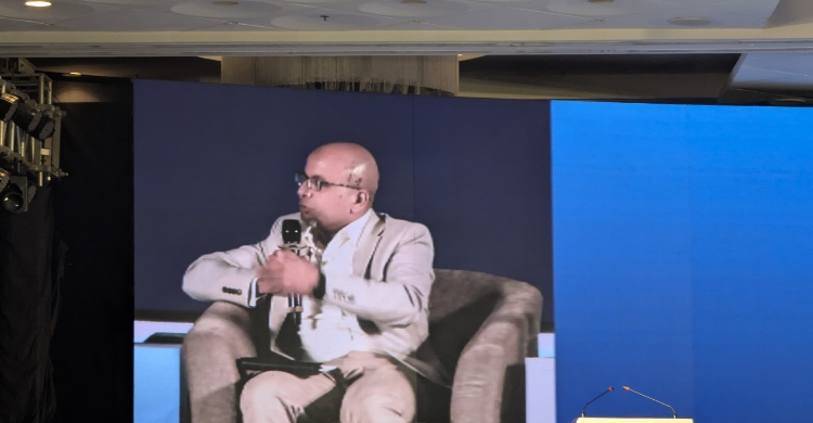 দরকষাকষি করে স্টারলিংক ইন্টারনেটের খরচ কমিয়েছে সরকার: ফয়েজ আহমদ
