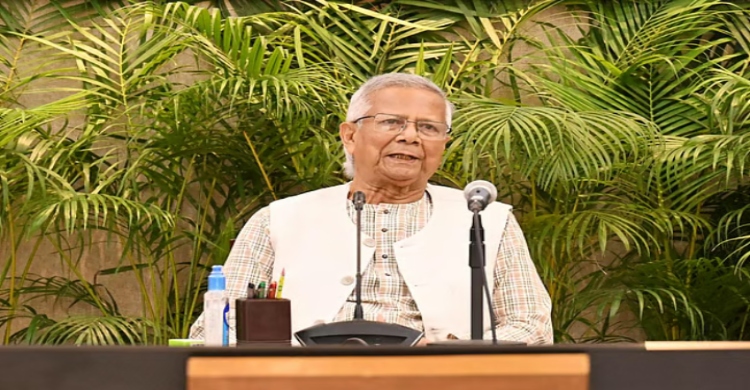 নানামুখী চাপে অন্তর্বর্তী সরকার: রয়টার্স