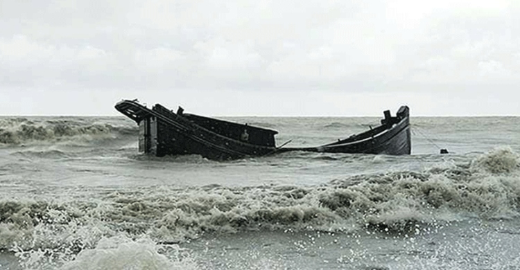 হাতিয়ায় যাত্রীবাহী ট্রলারডুবি, নিখোঁজ ১৯