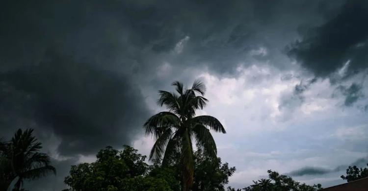 চলতি মাসে আরও তাপপ্রবাহ ও ঘূর্ণিঝড়ের পূর্বাভাস