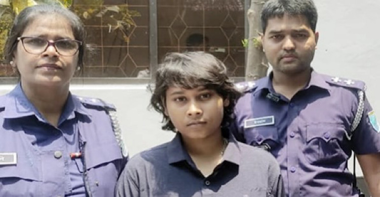 বাবাকে হত্যা করেছি, ‘আমাকে ধরে নিয়ে যান’: ৯৯৯ নম্বরে কলে মেয়ে