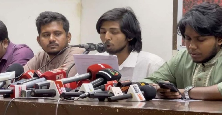 নাম প্রকাশ  ‘আওয়ামী দোসর’ আমলা-কর্মকর্তাদের