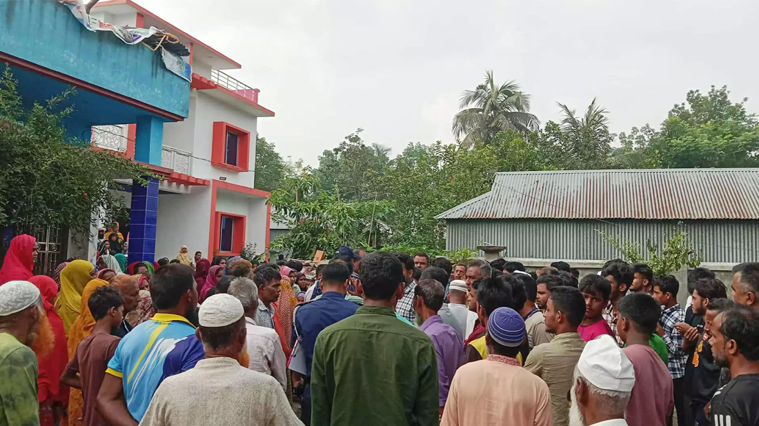 ‘নেশার টাকা না দেওয়ায়’ মাকে হত্যার অভিযোগ
