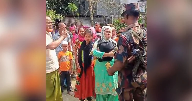 কুড়িগ্রাম সীমান্তে ৮ বাংলাদেশীসহ ৪৪ জন আটক