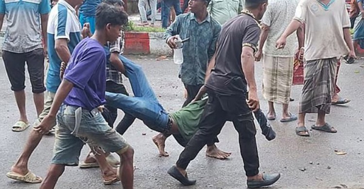 ইজিবাইকে যাত্রী ওঠানো নিয়ে সংঘর্ষ, ওসিসহ আহত ৩০