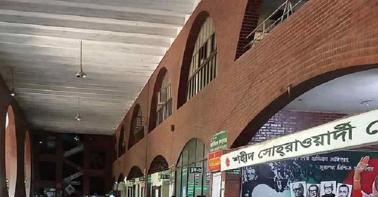 জুলাই গণ–অভ্যুত্থানে আহত হয়ে চিকিৎসাধীন অবস্থায় চারজনের বিষপান