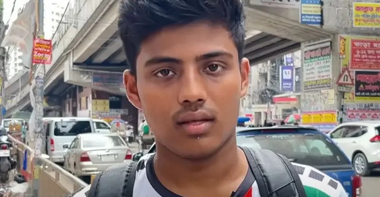 মগবাজারে ছিনতাইয়ের ঘটনায় তিনজনকে গ্রেফতার করেছে পুলিশ