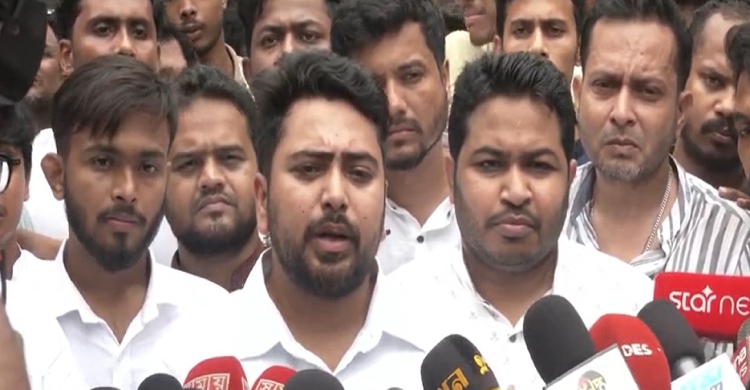 ১৫ নভেম্বরের মধ্যে এনসিপির প্রার্থী ঘোষণা করা হবে: নাহিদ