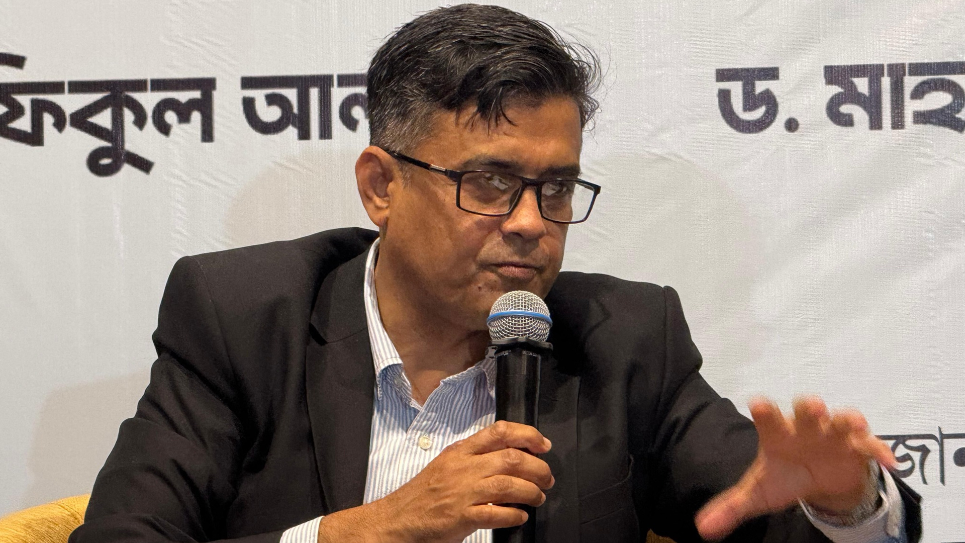 আ.লীগের সুবিধাভোগীরা নির্বাচন নিয়ে বিভ্রান্তি ছড়াচ্ছে: প্রেস সচিব