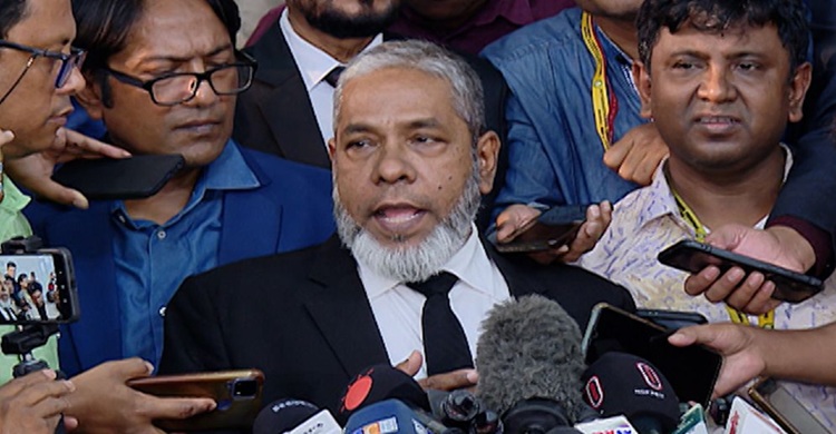 রায়ে কষ্ট পেয়ে যা বললেন হাসিনার আইনজীবী