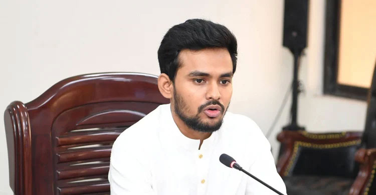 ২৩ কোটি টাকায় ৪৪ লাইব্রেরি নির্মাণ, উপদেষ্টার উদ্বোধন