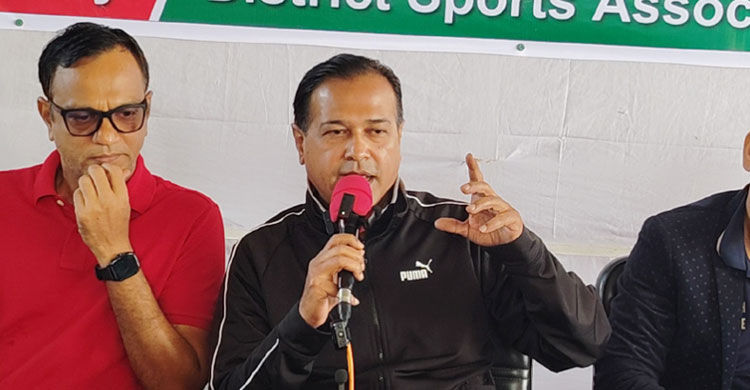 ক্রিকেটের উন্নয়নে কোমর বেঁধে নামলেন আসিফ আকবর