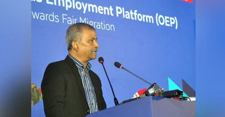 মালয়েশিয়ায় বাংলাদেশি কর্মী নিয়োগের বিষয়ে যা বললেন উপদেষ্টা