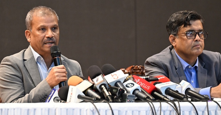 গণভোট আইন কবে হচ্ছে— জানালেন আইন উপদেষ্টা