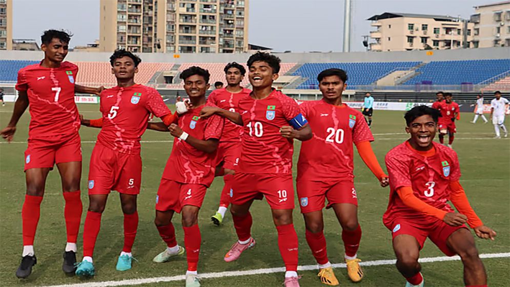 এবার শ্রীলঙ্কাকে উড়িয়ে দিল বাংলাদেশ