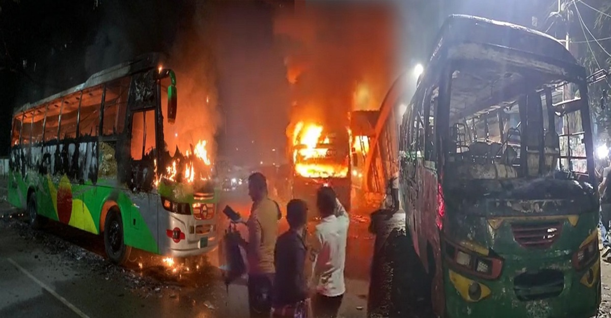 মধ্যরাতে ঢাকায় তিন বাসে আগুন