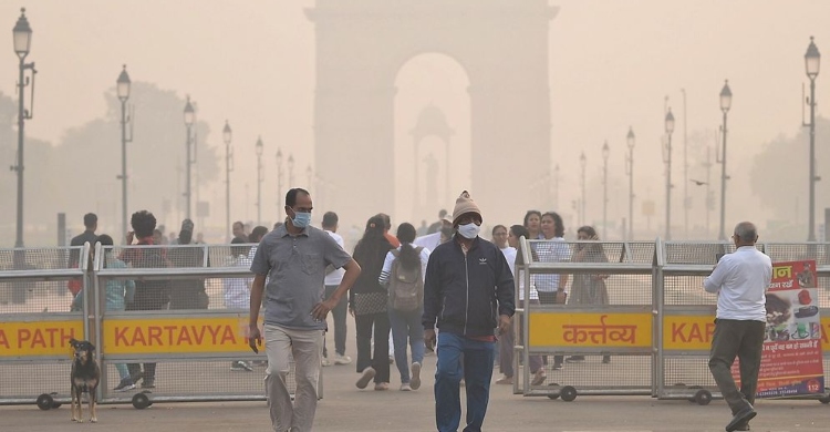 দিল্লির বাতাসে নিঃশ্বাস নেয়াও এখন ঝুঁকিপূর্ণ