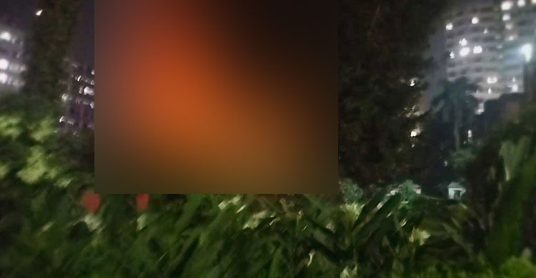 ঢাবির বিজয় একাত্তর হলসংলগ্ন দোকানে আগুন