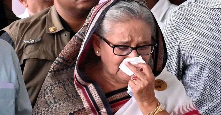 হাসিনাকে ফেরাতে ভিন্ন পথে হাঁটছে সরকার