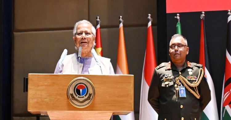 নির্বাচন উৎসবমুখর করতে সেনাবাহিনীর সহায়তা আশা প্রধান উপদেষ্টার