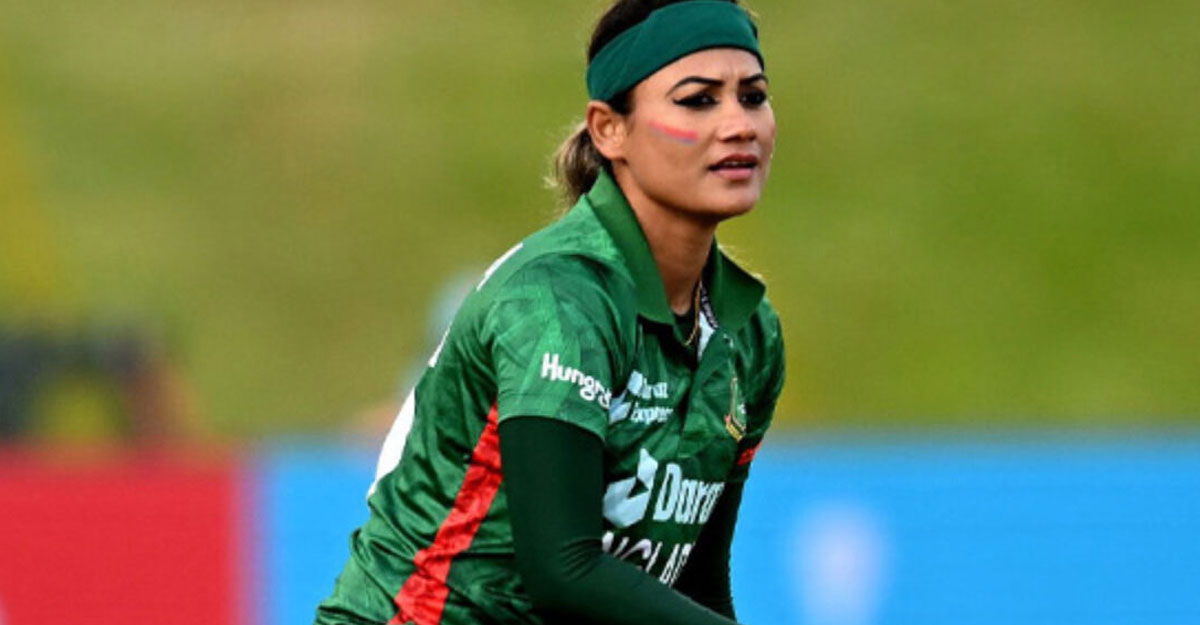 জাহানারার অভিযোগে ওএসডি বোর্ডের চার কর্মকর্তা