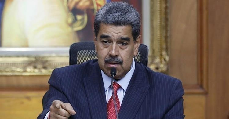 ট্রাম্পের ‘রাজনৈতিক নেতৃত্বের সমাপ্তি’র হুঁশিয়ারি মাদুরোর