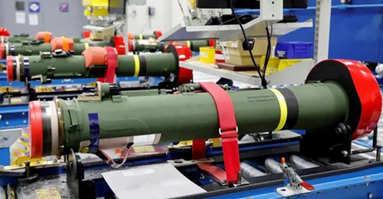 বিধ্বংসী ক্ষেপণাস্ত্রসহ ভারতকে বিপুল অস্ত্র দিচ্ছে যুক্তরাষ্ট্র