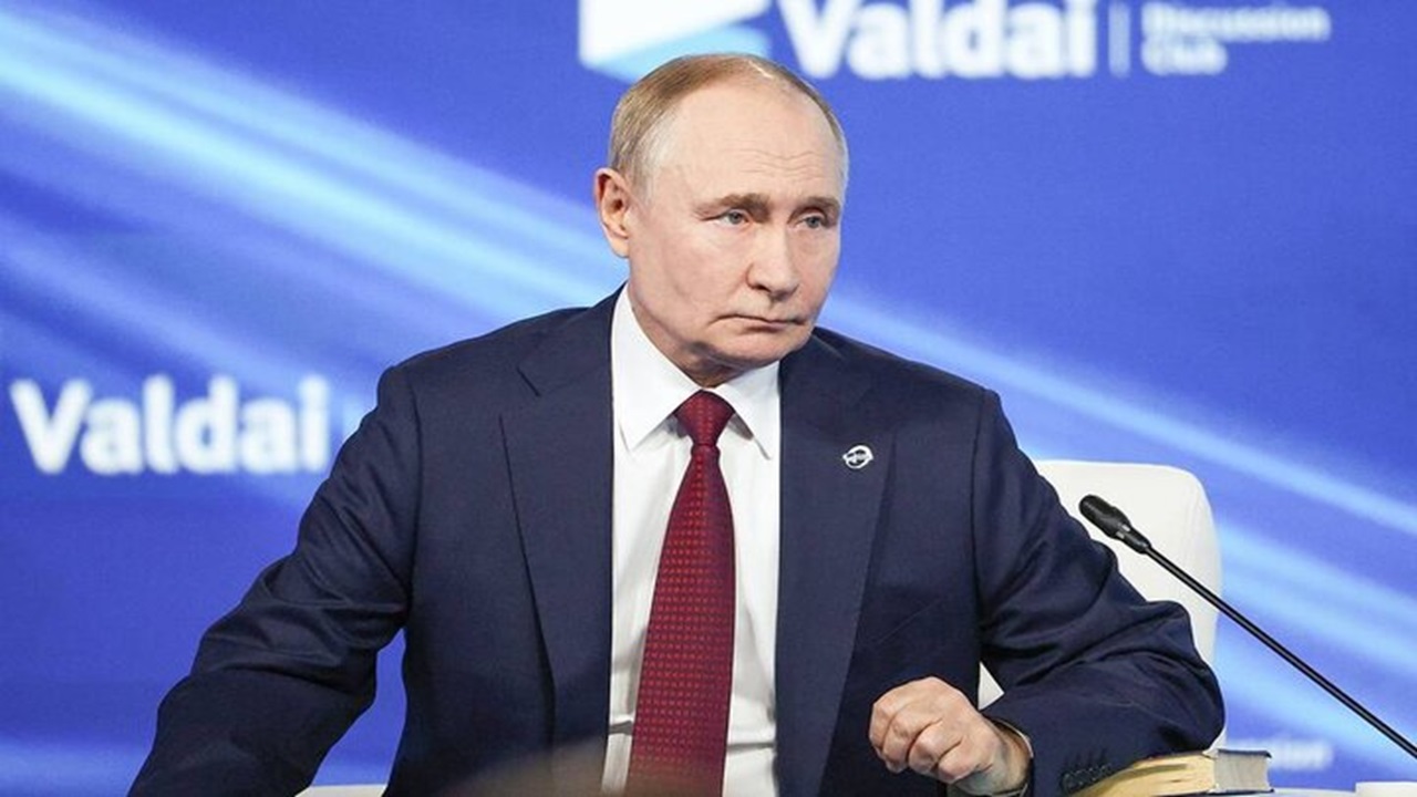 পারমাণবিক অস্ত্র ইস্যুতে যুক্তরাষ্ট্রকে পুতিনের কঠোর হুঁশিয়ারি