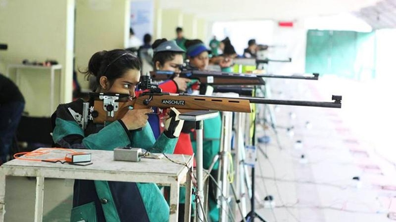 সেই আগুনে ঘি ঢেলে দিলেন রত্না