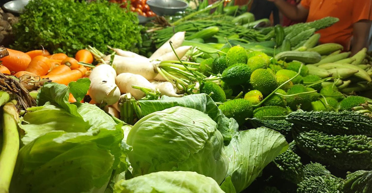 সরবরাহ বাড়ছে শীতের সবজির