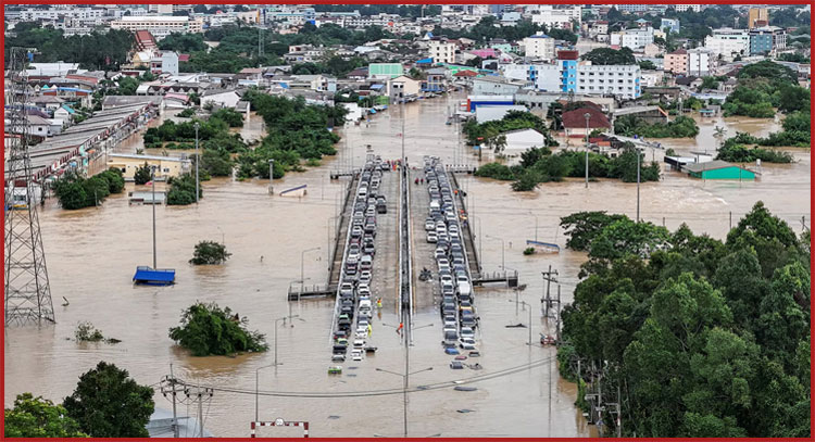 এশিয়ার ৩ দেশে ভয়াবহ বন্যা-ভূমিধসে প্রাণহানি ৪৬০