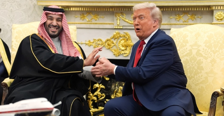 যুক্তরাষ্ট্রে ১ লাখ কোটি ডলার বিনিয়োগ করবে সৌদি আরব