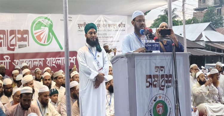 ‘নৌকা-ধান-লাঙল বুকে নিয়ে কেউ ঘুমায় না, কিন্তু হাতপাখা সবাই বুকের ওপর রাখে’