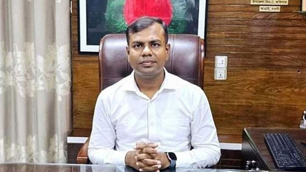 নাচোলের সেই ইউএনও কামাল হোসেনকে ওএসডি