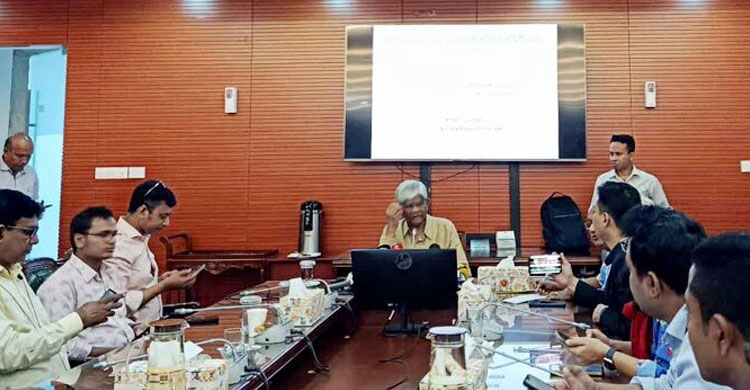 ‘নির্বাচনে স্পর্শকাতর জায়গায় বডি ওর্ন ক্যামেরা, কমবে সংখ্যা’