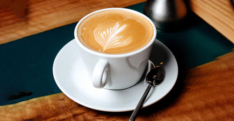 যেসব কারণে অতিরিক্ত কফি পান করবেন না